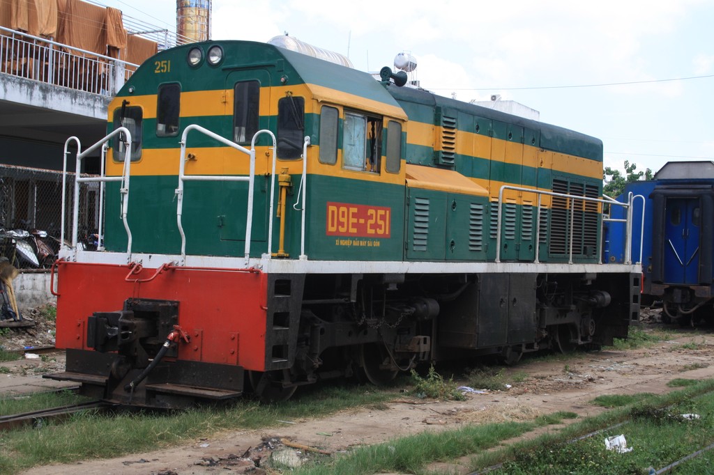 http://www.railwaysinvietnam.com/IMG_5857.jpg